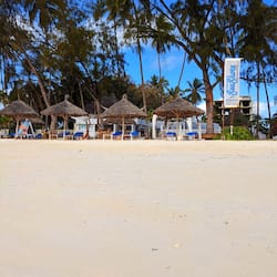 Plage à proximité, sable blanc