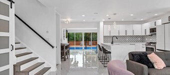 Hidden gem in quiet neighborhood with pool and hot tub