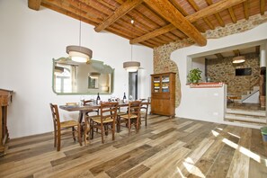 Family House, Multiple Bedrooms, 2 Bathrooms, Mountainside (Fontesecca) | Dining - Fontesecca (Citta della Pieve)