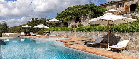 Villa | 6 Schlafzimmer