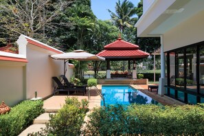 ด้านหน้าที่พัก