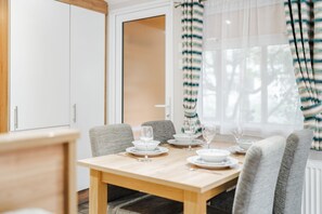 Dining - Sea Squirrel - sleeps 4 guests, High Kelling (Weybourne)
