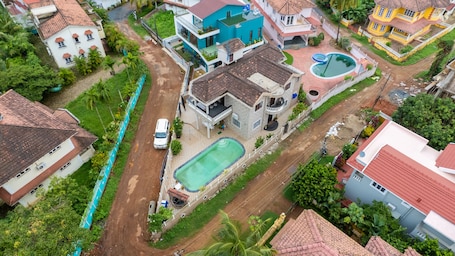 Fachada de la propiedad
