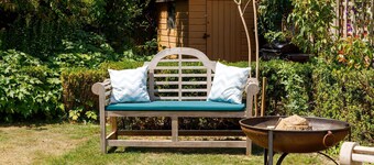 Coastal Retreat in Picturesque Bosham