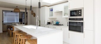 Stylish 2 Bed City Stay