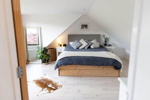 4 sovrum, strykjärn/strykbräda, wi-fi och sängkläder