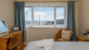 3 室のベッドルーム、アイロン / アイロン台、旅行用ベビーベッド、WiFi