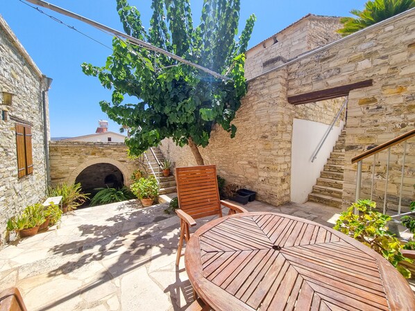 Comfort Apartment | Terrace/patio