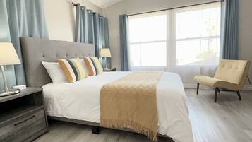 3 bedrooms, iron/ironing board, free WiFi, bed sheets