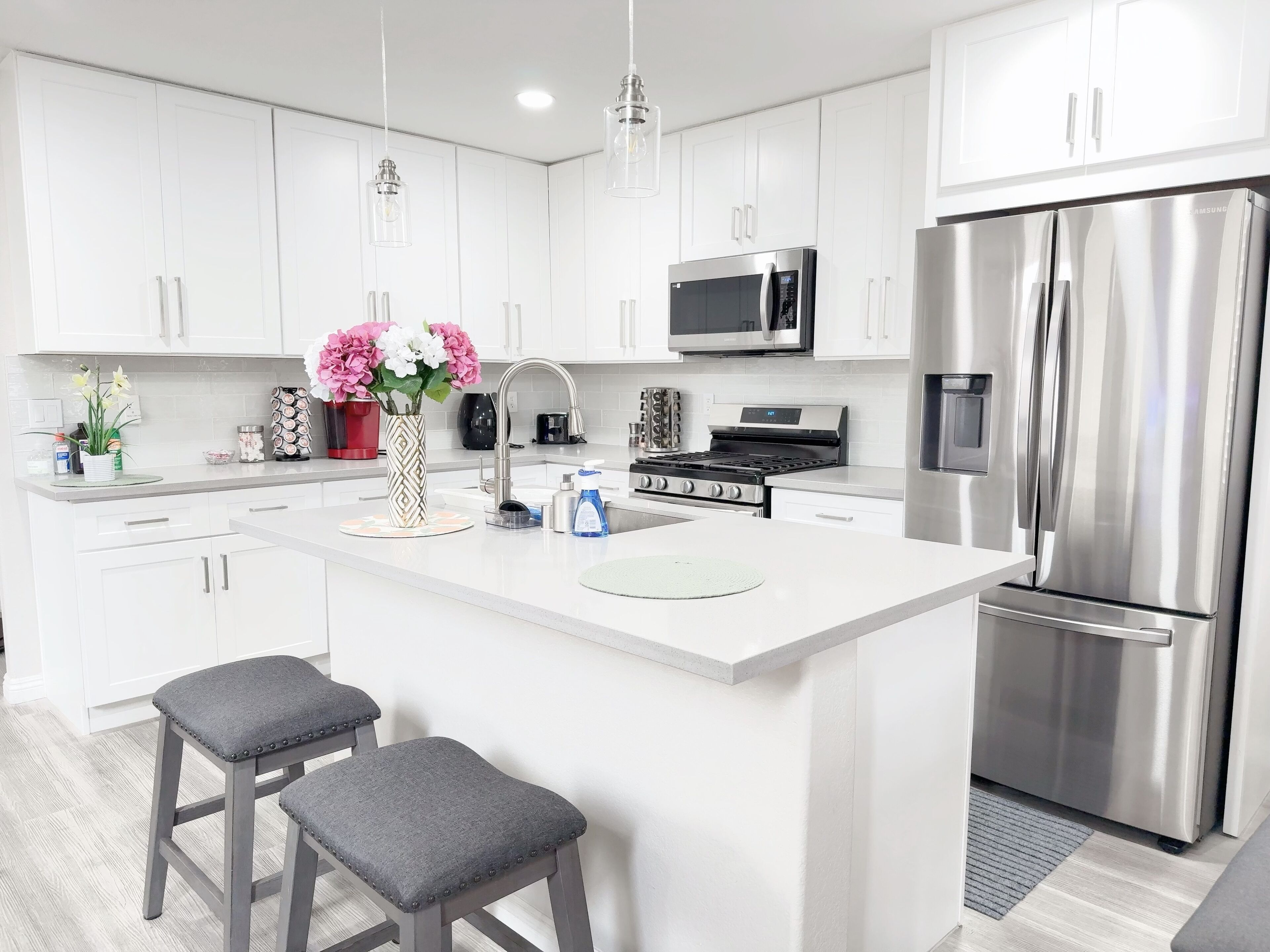 Mikrowelle, Ofen, Herdplatte, Geschirrspüler