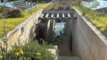 Private pool