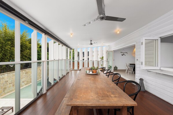 Outdoor dining