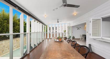Charming 4BR home in affluent New Farm with Pool and Parking