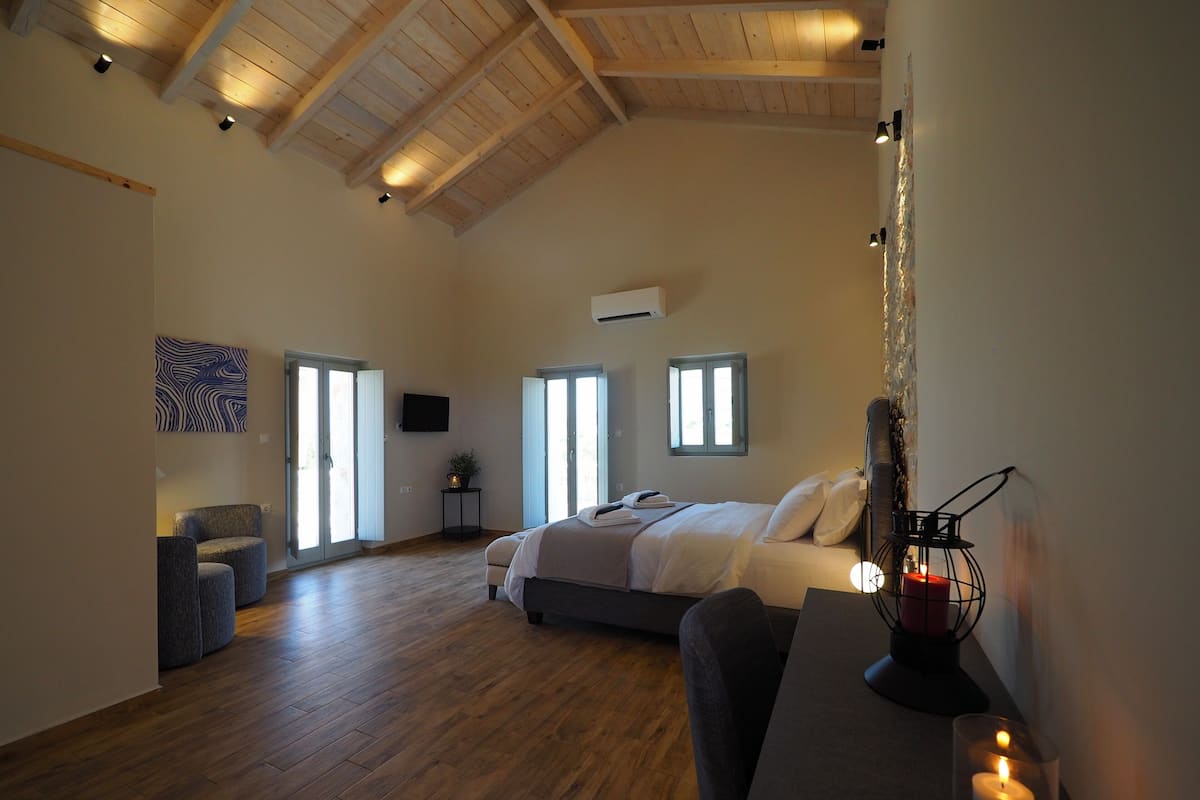 Junior Suite | 1 bedroom, Egyptian cotton sheets, premium bedding, down duvets
