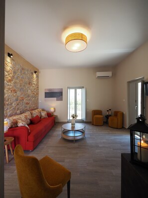 Suite, Mountain View