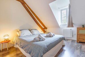 1 makuuhuone, silitysrauta/-lauta, vauvan matkasänky, Wi-Fi