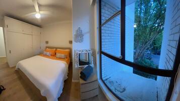 2 bedrooms, iron/ironing board, travel crib, free WiFi