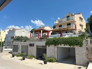 Apartment, 2 Bedrooms, Smoking, Balcony | Exterior