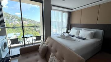 Comfort Apartment, Mountain View | 1 bilik tidur, peti besi dalam bilik, seterika/papan seterika