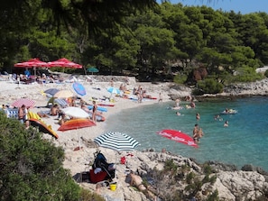 Apartamento, 2 quartos, para fumantes, sacada | Praia