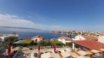 Apartment, 2 Bedrooms, Smoking, Balcony | Balcony