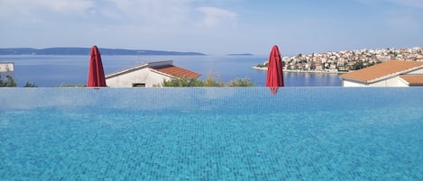 Appartement, 2 chambres, fumeur, patio | Piscine | Piscine extérieure