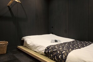 Superior kamer | Hypoallergeen beddengoed, donzen dekbedden, een kluis op de kamer