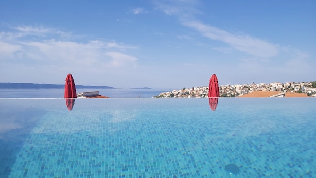 Unclassified image, 1 of 31, button - Heated infinity Pool, family apartment with panoramic sea view 3 (Okrug Gornji)