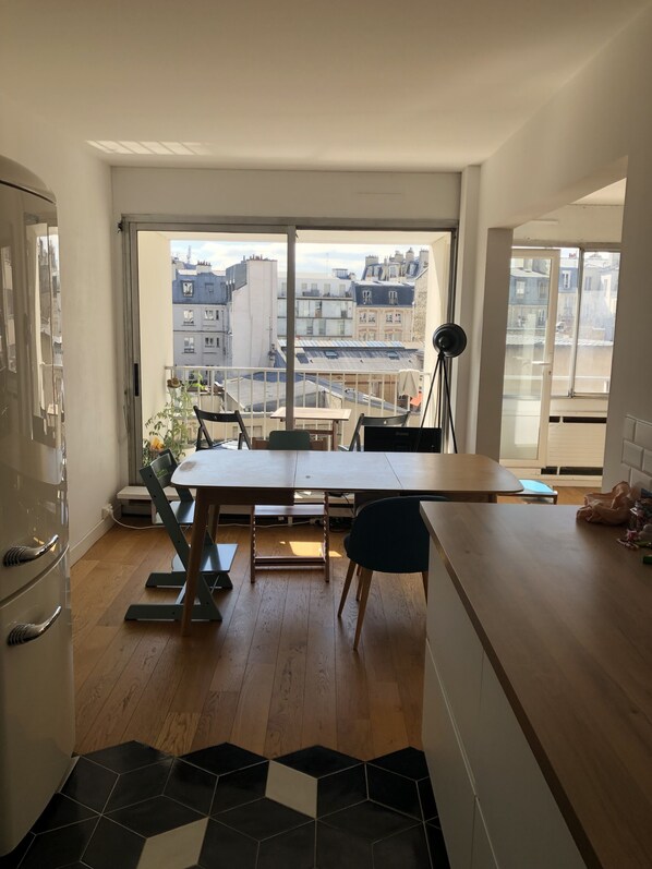 Interior - Appartement Lumineux Entre le Canal St Martin et le Canal de L'ourcq (Paris)