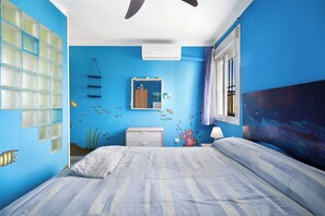 2 室のベッドルーム、アイロン / アイロン台、WiFi (無料)、ベッドシーツ