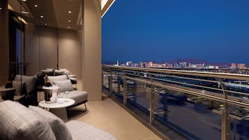 Veranda King Suite | Balcony view