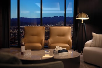 City King Suite | Mountain view at Durango Casino & Resort