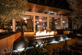 15 restaurants, breakfast, lunch, dinner served; American cuisine at Durango Casino & Resort