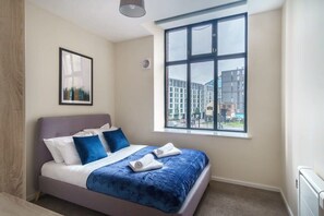 2 bedrooms, iron/ironing board, WiFi, bed sheets - Bright 2 Bedroom Apartment in Central Manchester (Manchester)