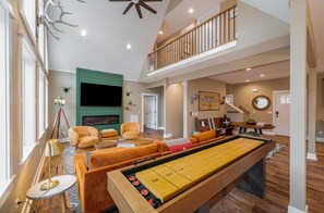 Spielezimmer