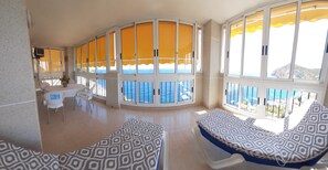 Dining - Apartamento con Terraza y Vistas a la Isla de Benidorm (Benidorm)