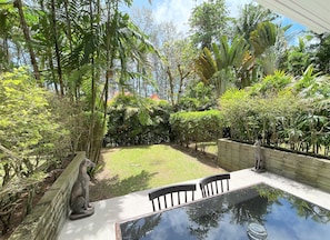 Appartement Deluxe, 2 chambres, vue jardin | Terrasse/Patio