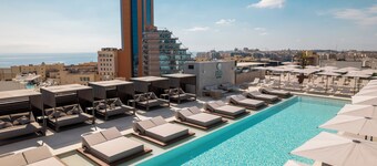 The Londoner Hotel St. Julians