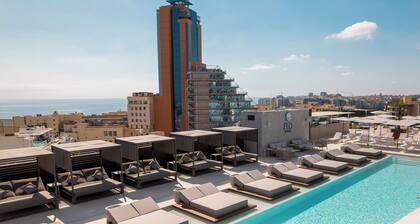 The Londoner Hotel St. Julians