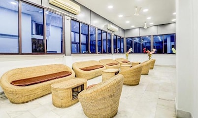 Fabhotel The Er Suites