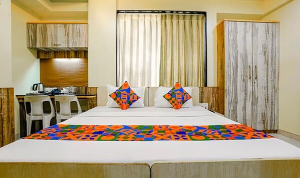 Fabhotel Happy Stay - Pune