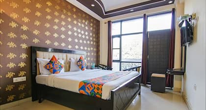 Fabhotel Cp Palace