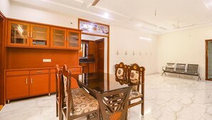 Dining - Fabexpress Gg Residency (Hyderabad)