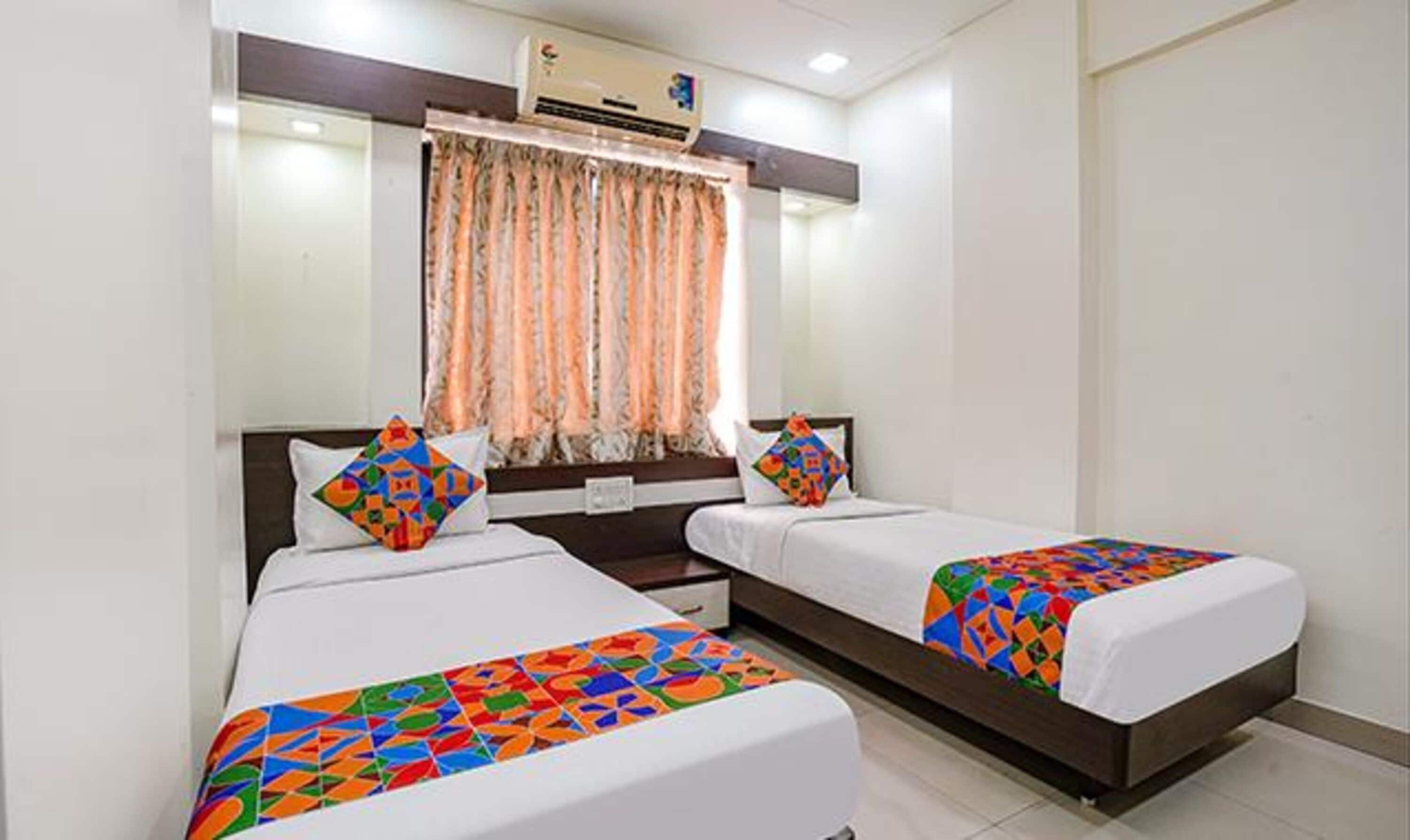 Egyptian cotton sheets, premium bedding, in-room safe, free WiFi