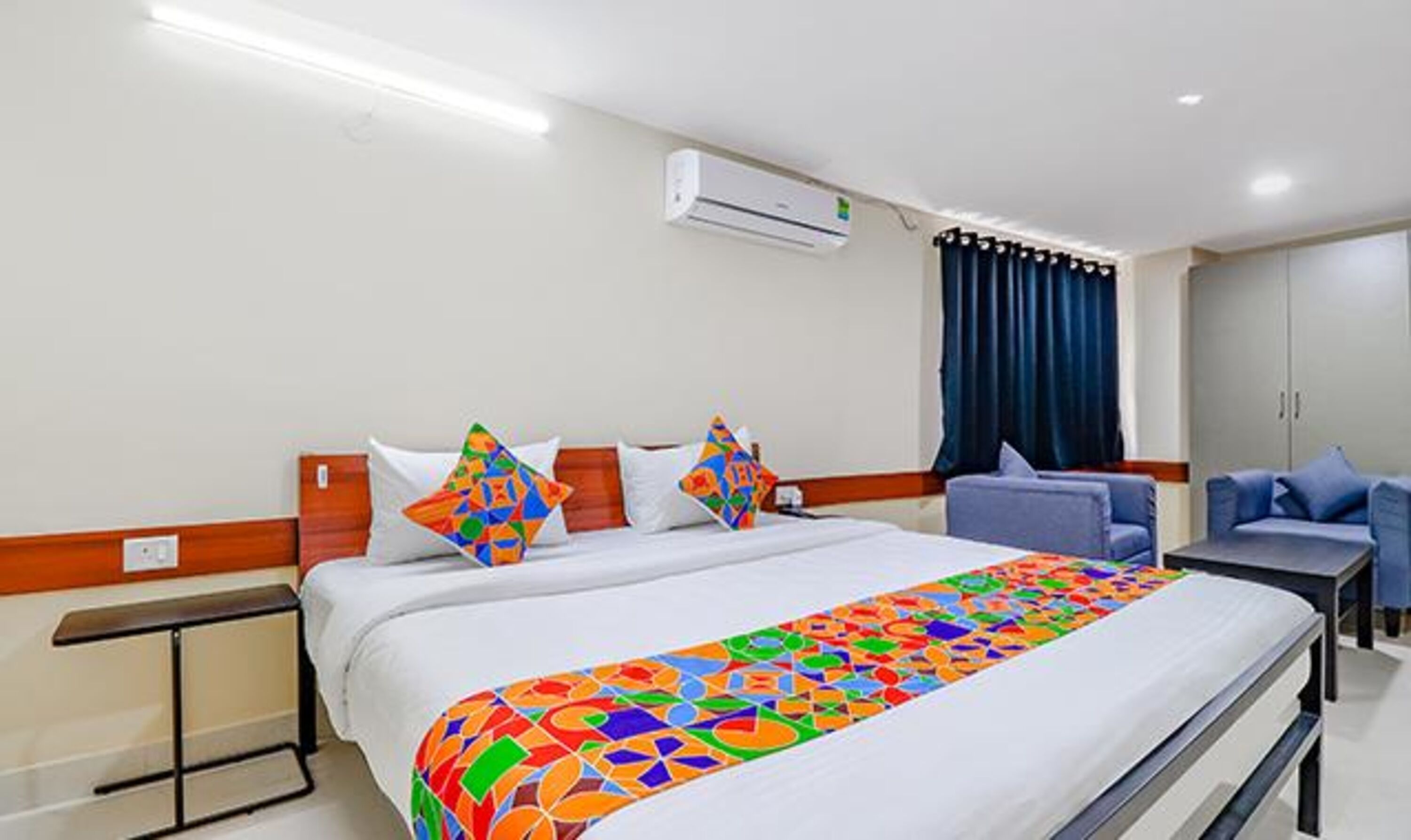 executive room | egyptian cotton sheets, premium bedding, in-room safe, free wifi