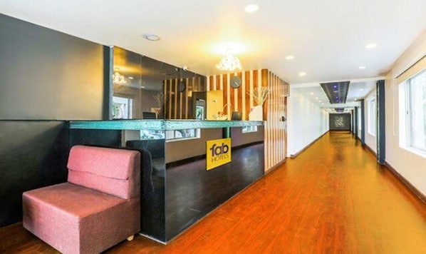 Lobby - Fabhotel Chaitanya (Bengaluru)