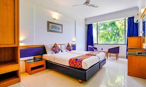Egyptian cotton sheets, premium bedding, in-room safe, free WiFi