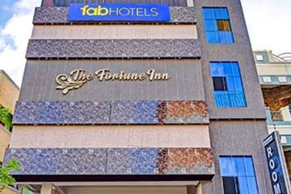 Fabhotel Saravana Executive
