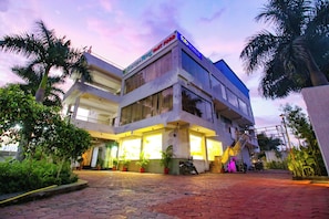 Ngoại thất