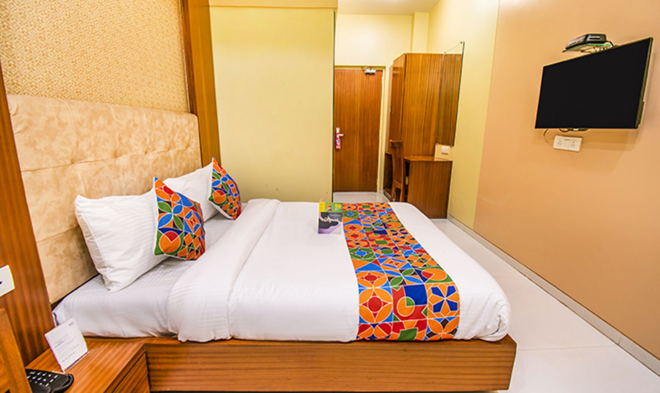 Photo - FabHotel Seven Hills - Nr Mumbai International Airport